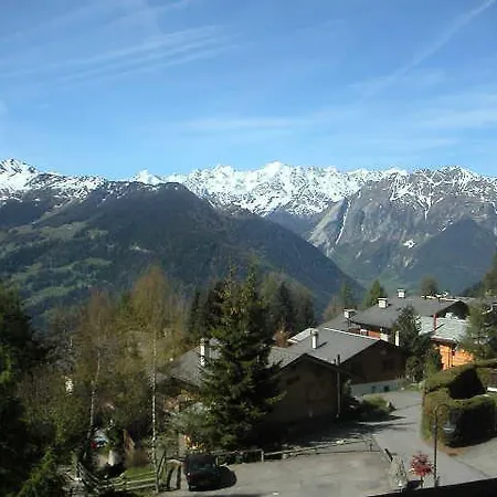 Apartment Belcombes *