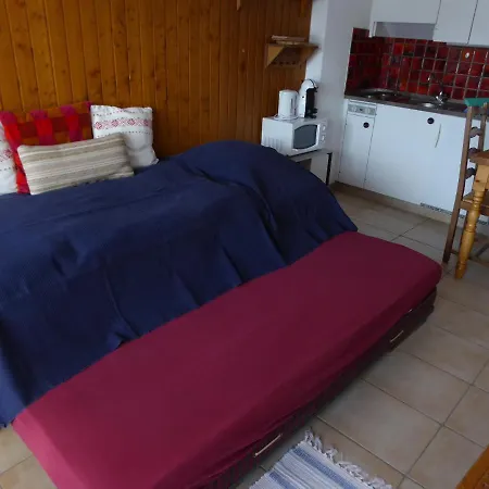 Apartment Belcombes *