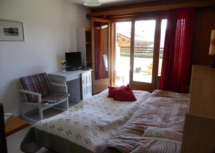 Belcombes Apartamento *